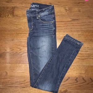 American Eagle Skinny Super Strech Jeans!